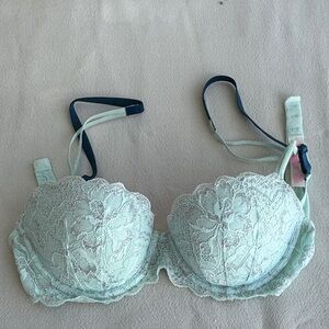 PINK Victoria's Secret Lace Bra in Mint Green